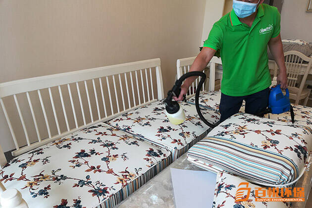 【布藝沙發除甲醛除味】布藝沙發除味--佛山市百悅環保 【布藝沙發除甲醛除味】布藝沙發除味--佛山市百悅環保